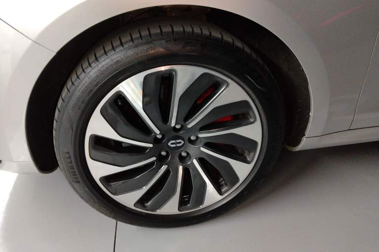 Used Hima AITO M5 2022 Extended-Range Four-Wheel Drive Performance Version
