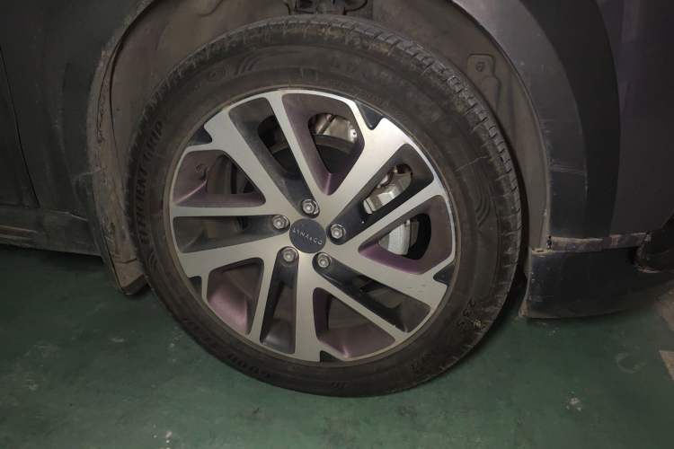 Used Lynk & Co 02 2021 1.5T DCT Two-Wheel Drive Zhaopu Right Front Wheel Hub