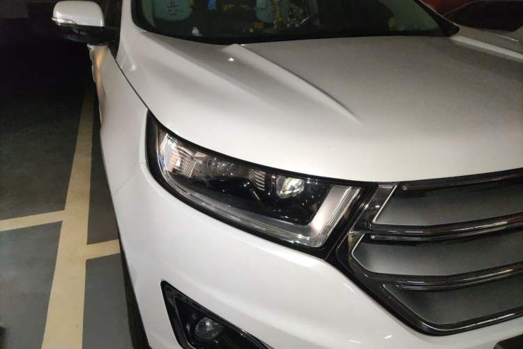 Used Ford Edge 2018 EcoBoost 245 Two-Wheel-Drive Titanium 7-Seater China V Standard