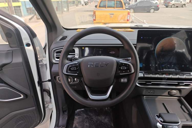 Used RELY Venucia R08 2025 Model 2.3T 8AT 2WD Diesel Long Cab Mountain & Sea Edition
