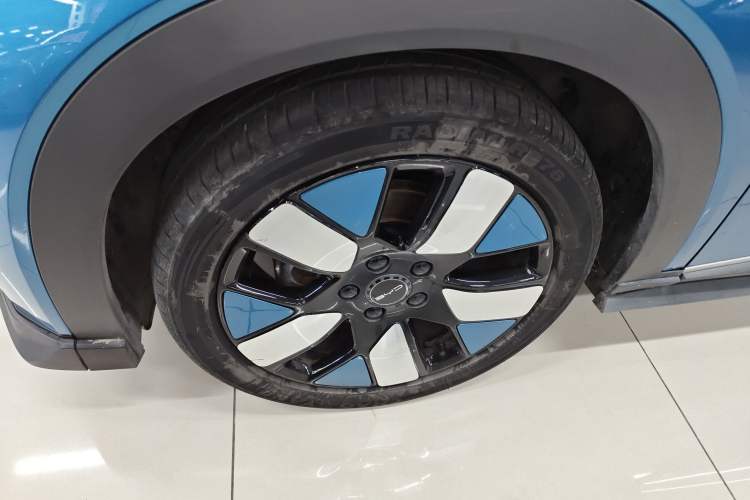 Used BYD Dolphin 2021 401km Knight Edition Left Front Wheel Hub