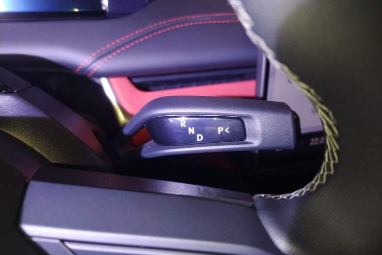 Used Xiaomi Auto SU7 2024 Rear-Drive Long-Range Intelligent Driving Version