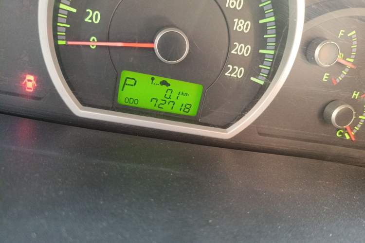 Used Kia Sportage 2013 2.0L Automatic Two-Wheel Drive GLS Trim Odometer Close Up