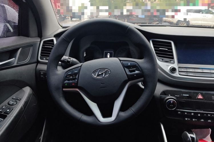 Used Hyundai Tucson 2018 1.6T Dual-Clutch Two-Wheel Drive 15th Anniversary Special Edition