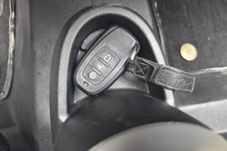 Used ORA Black Cat 2019 351 km Family Edition