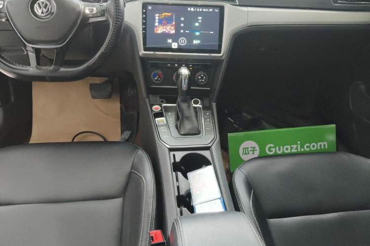 Used Volkswagen Lamando 2019 230TSI DSG Fashion Edition China VI

