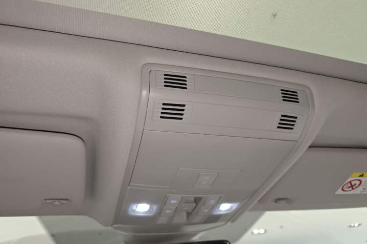 Used Volkswagen Sagitar 2023 300TSI DSG Excellence Edition Headliner