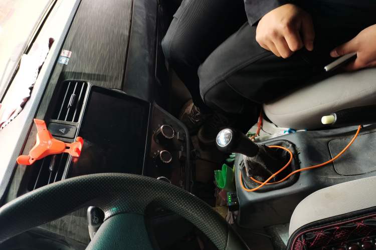 Used Jinbei New Hiace X30L 