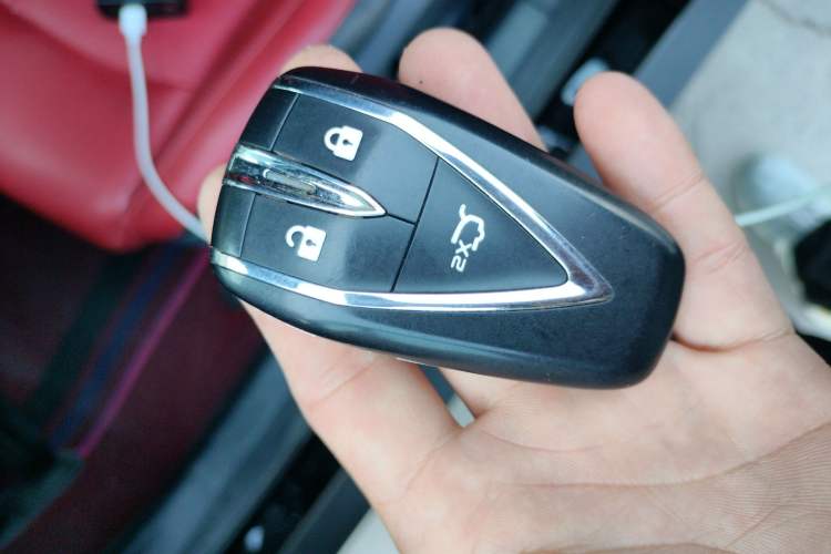 Used CHANGAN UNI-T 2020 1.5T Prestige Version