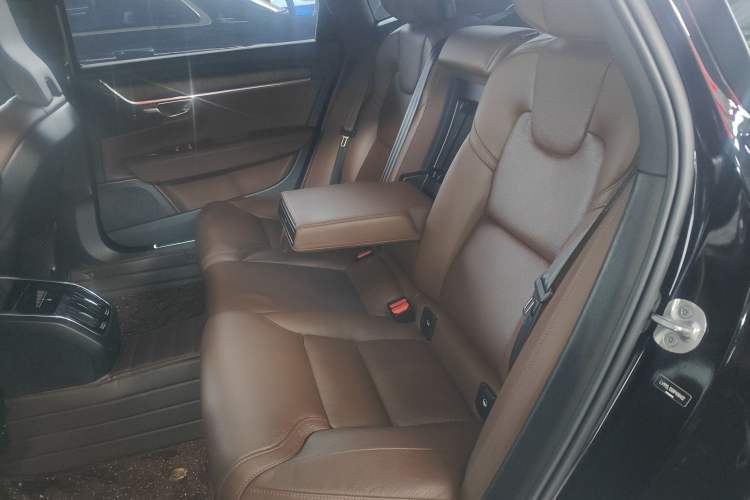 Used Volvo S90 2024 B5 Zhiyuan Luxury Edition