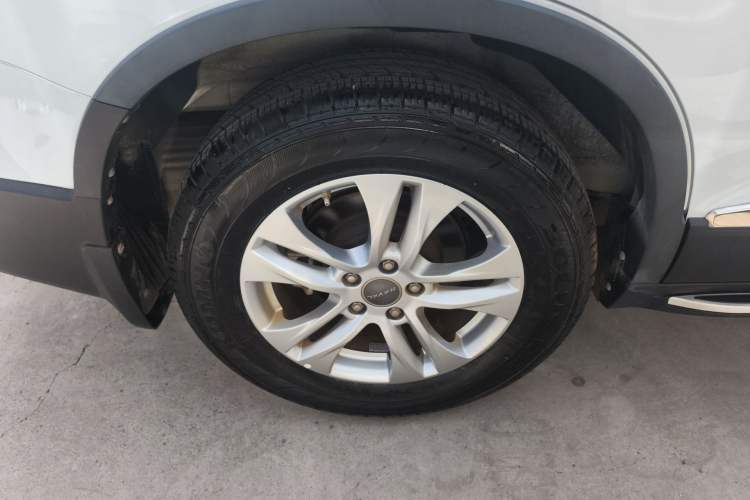 Used Haval H6 2015 Revised Version Sport Edition 1.5T Manual Transmission Two-Wheel Drive Elite Grade