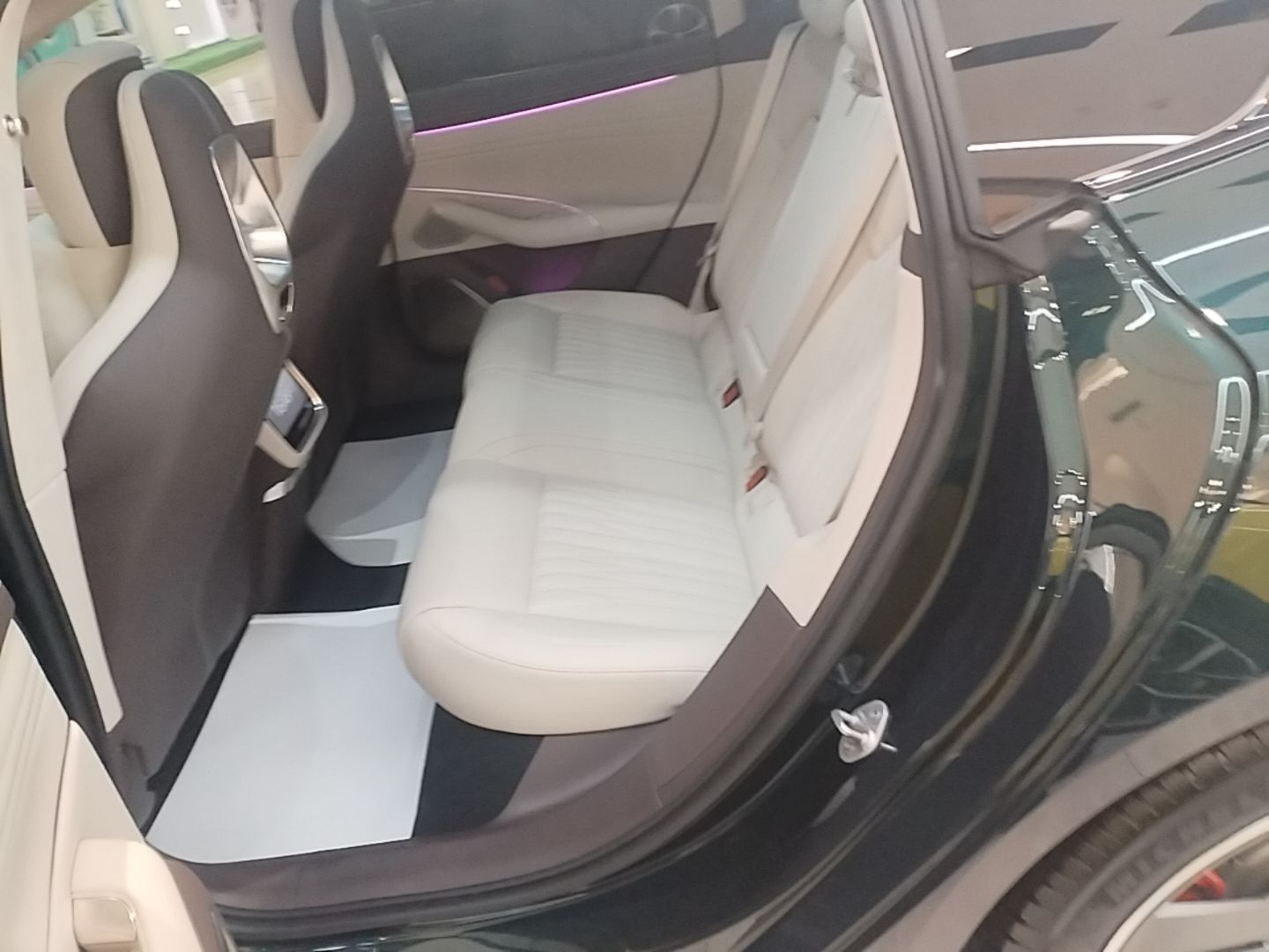 Xiaomi Auto SU7 2026 Model Max — снимка 20