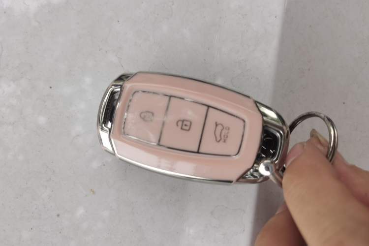 Used Hyundai Elantra 2022 1.5L CVT LUX Prestige Edition Interior 1