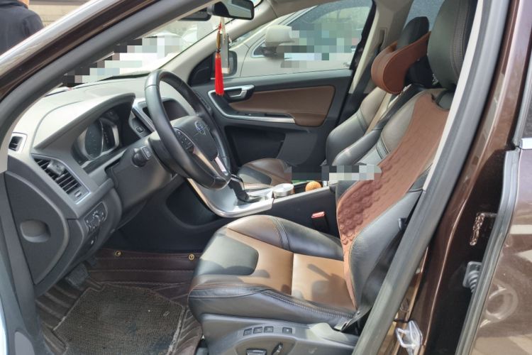 Used Volvo XC60 2017 T5 AWD Smart Range Edition
