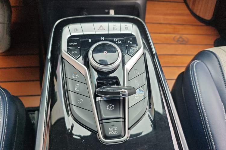 Used SAIC MAXUS G20 2021 PLUS 2.0T Gasoline Automatic Flagship Edition