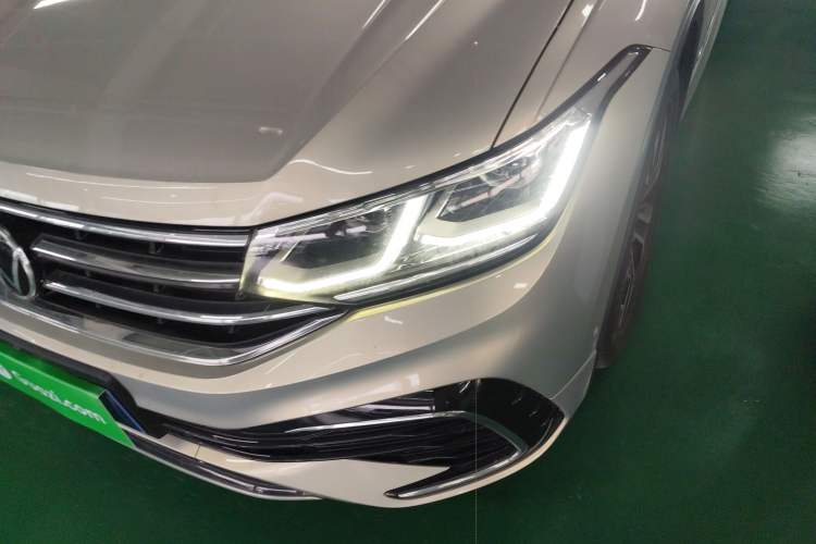 Used Volkswagen Tiguan L 2023 330TSI Automatic Two-Wheel Drive R-Line Flagship Edition