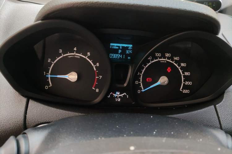 Used Ford EcoSport 2013 1.5L Automatic Fashion Model