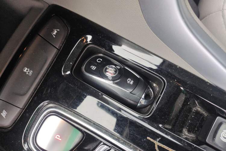 Used Buick Velite 7 2020 652E Connected Smart Edition
