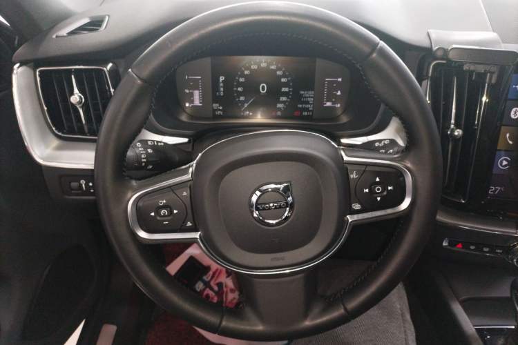 Used Volvo XC60 2021 T5 4x4 Smart Luxury Edition