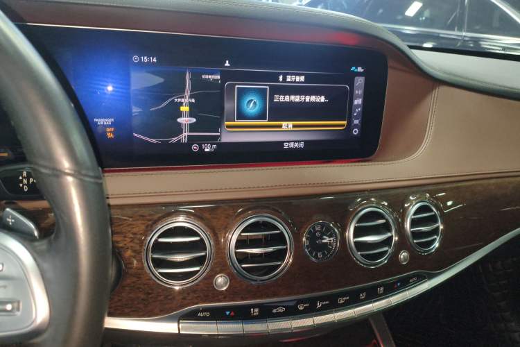 Used Mercedes-Benz S-Class 2019 S 320 L Prestige Edition Audio And AC Panel