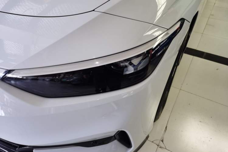 Used Volkswagen ID.7 VIZZION 2024 AIR model Left Front Headlight