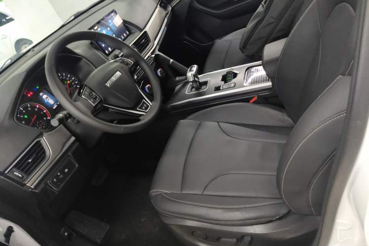 Used Haval H6 2021 Sport Edition 1.5T Automatic Elite Smart Connectivity Model with Hexagonal Grille