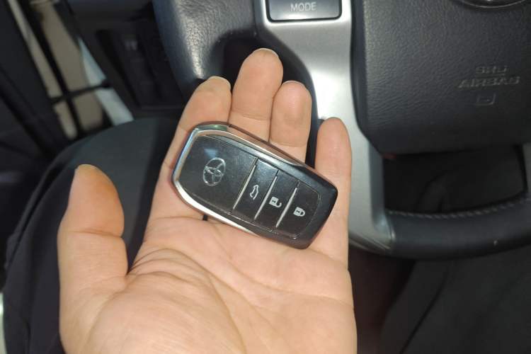 Used Toyota Prado 2016 2.7L Automatic Standard Edition Vehicle Key
