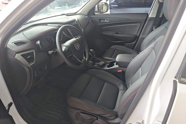 Used CHANGAN CS75 2017 Shangkui Edition 1.5T Automatic Fengxiang Model Left Front Seat