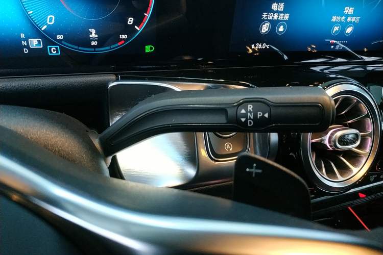 Used Mercedes-Benz GLB 2021 GLB 200 Fashion Model Gear Lever