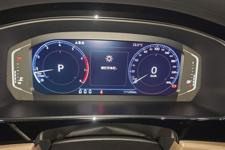 Used Volkswagen Passat 2019 330TSI Luxury Edition China VI Standard