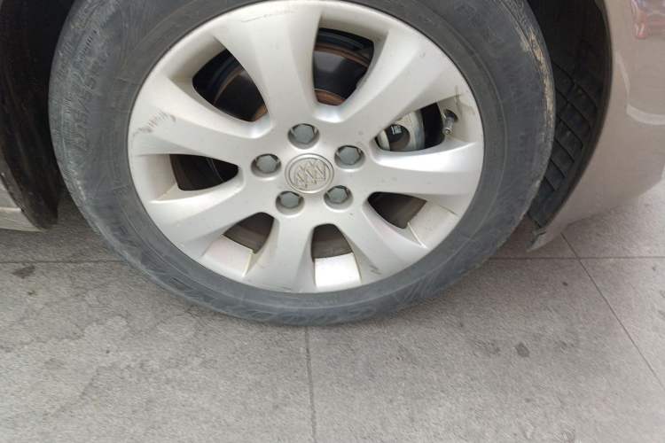 Used Buick Regal 2015 2.0L Leading Fashion Edition
