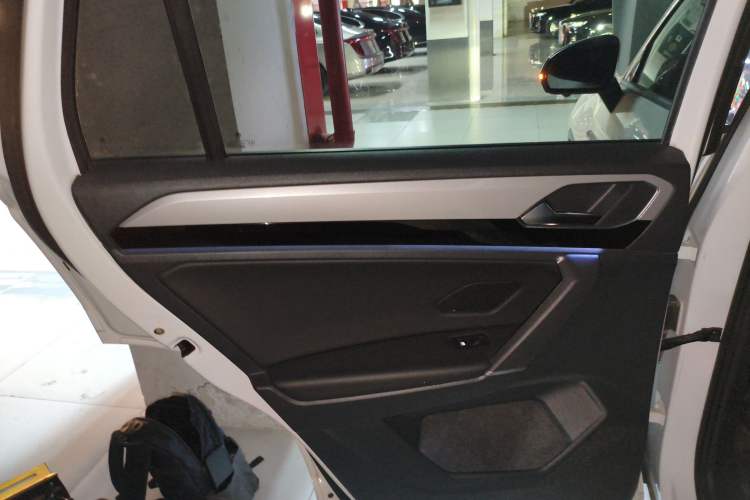 Used Volkswagen Tayron 2021 330TSI Two-Wheel Drive Luxury Smart Connectivity Version
