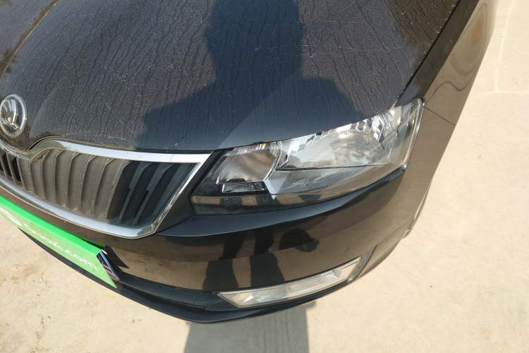 Used Skoda Rapid 2016 1.6L Manual Trend Edition
