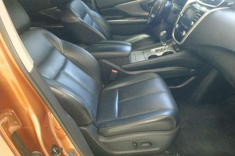 Used Nissan Murano 2015 2.5L XV RES Two-Wheel Drive Luxury Edition
