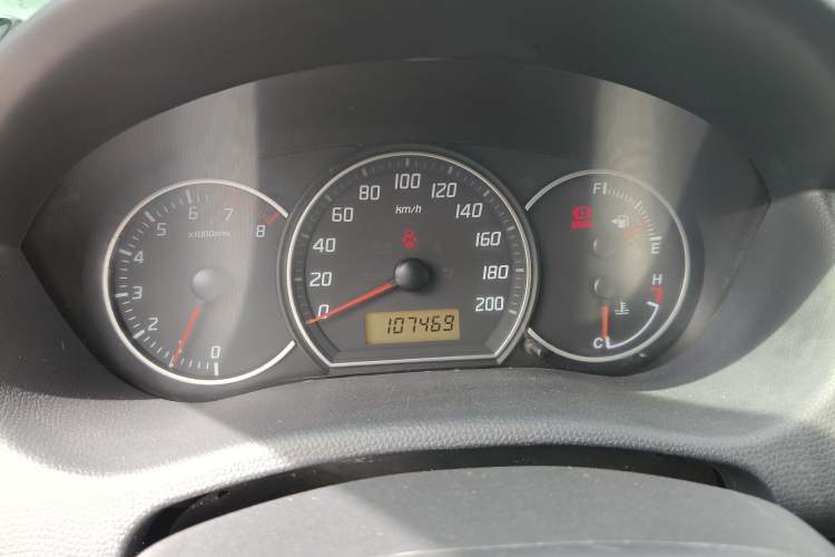 Used Suzuki Swift 2013 1.3L Manual Value Edition