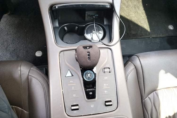 Used BYD Han 2023 DM-i Champion Edition 121KM Prestige Model