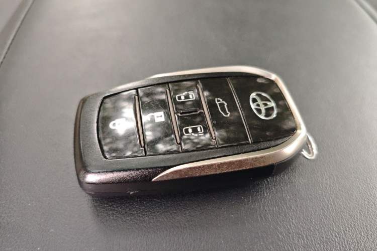 Used Toyota Alphard 2020 Dual-Engine 2.5L Prestige Edition