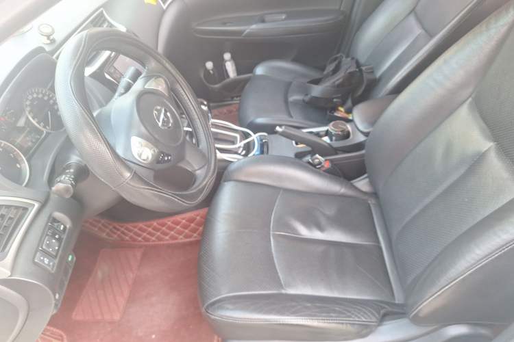 Used Nissan Sylphy 2018 1.6XV CVT Deluxe Edition Left Front Seat