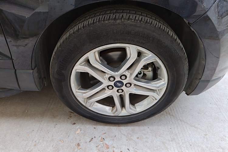 Used Ford Edge 2016 EcoBoost 245 Two-Wheel-Drive Titanium 7-Seater