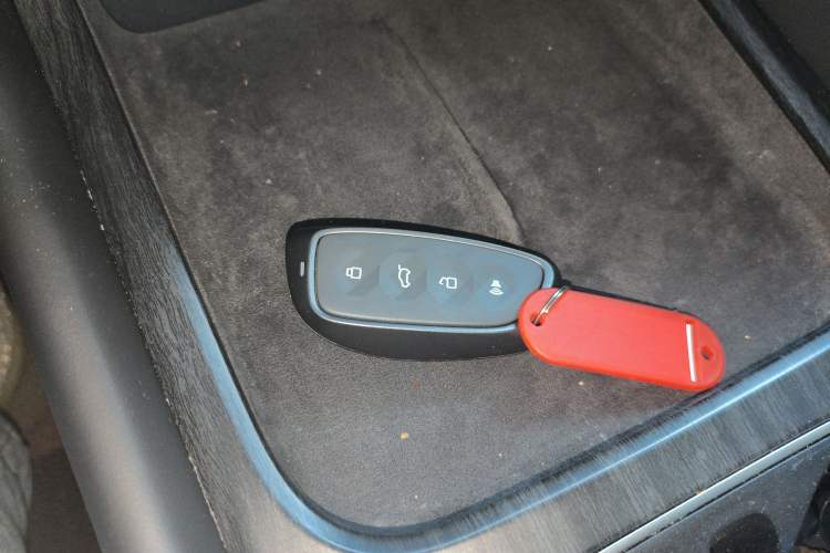 Used Roewe D7 2023 DMH 125km Superior Edition