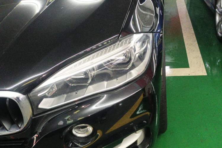 Used BMW X5 2017 xDrive35i Middle East Left Front Headlight