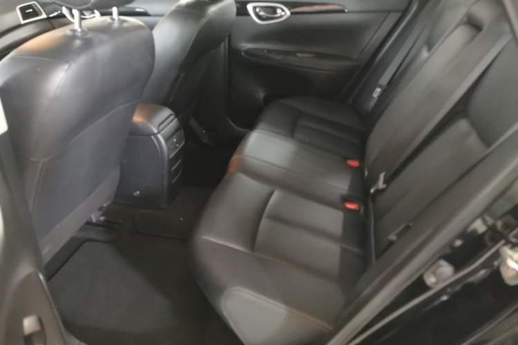 Used Nissan Sylphy 2021 Classic 1.6XL CVT Luxury Edition Left Rear Seat