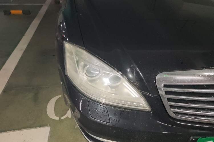 Used Mercedes-Benz S-Class 2010 S 400 L HYBRID Right Front Headlight