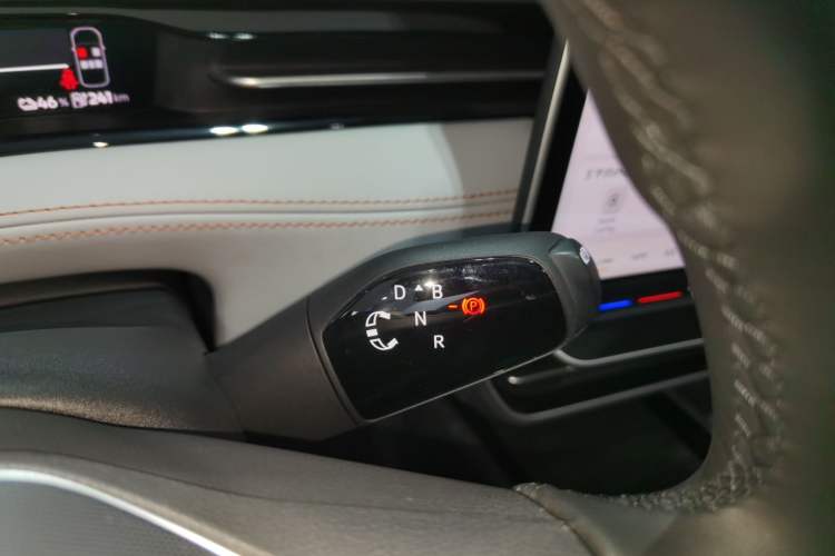 Used Volkswagen ID.7 VIZZION 2024 AIR model
