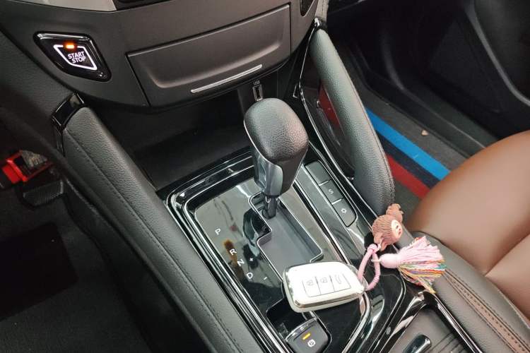 Used Dongfeng Aeolus AX7 2018 Classic 1.6T Automatic Luxury Model