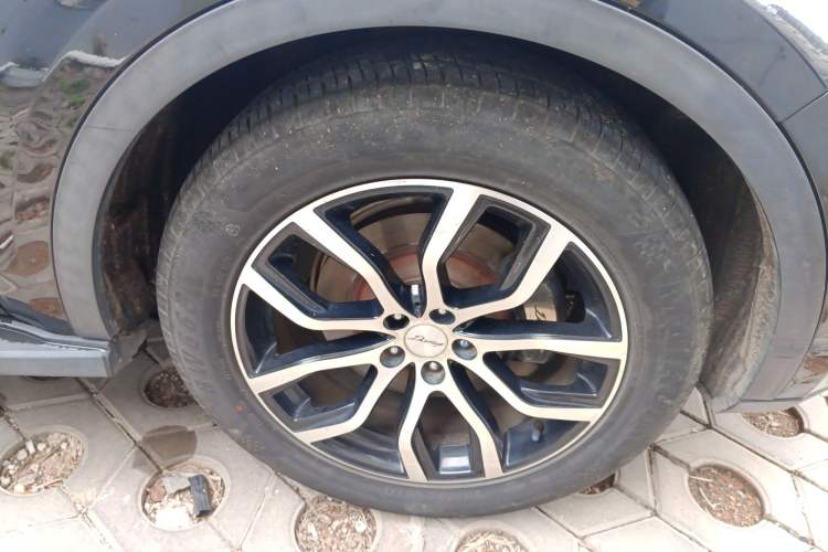 Used Zotye Domy X7 2017 1.8T DCT Prestige Model
