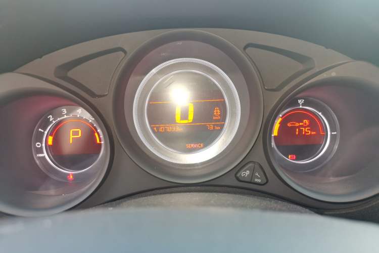 Used Citroen C4L 2015 1.2T Automatic Luxury Edition Instrument Cluster