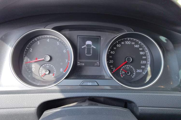 Used Volkswagen Golf 2018 230TSI Automatic Comfort Model
