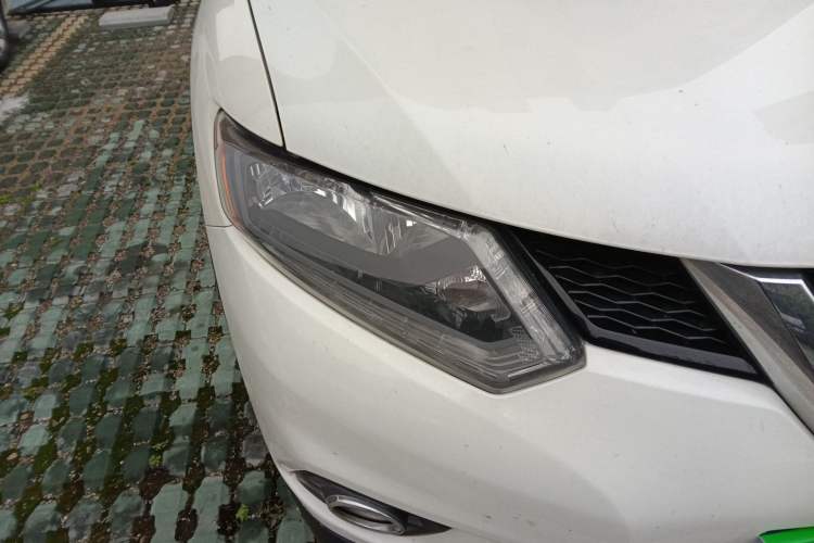 Used Nissan X-Trail 2014 2.0L CVT Comfort Edition 2WD Right Front Headlight