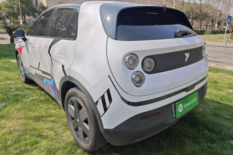 Used firefly firefly 2025 Illuminated Edition